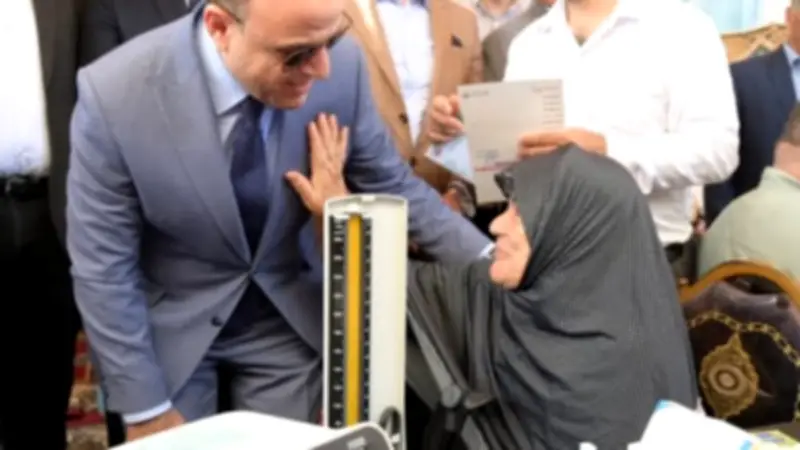 محافظ الغربية يتابع قافلة طبية بصفط تراب ويعلن تقديم الخدمة لـ2370 مواطناً