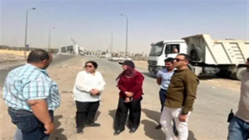 تطوير محيط سوق العبور برفع 250 نقلة مخلفات هدم وبناء
