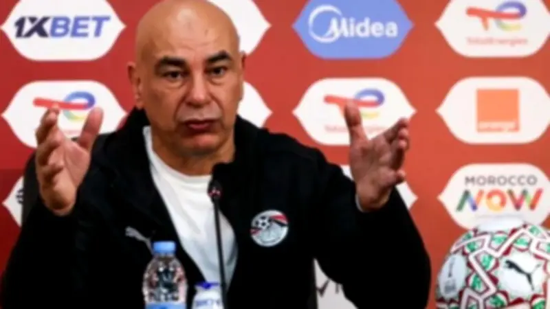 مفاجأة: حسام حسن يستبعد لاعباً من المنتخب ويسافر بـ26 لاعباً لكأس العالم