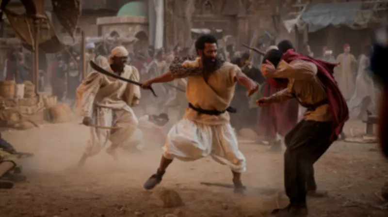 فيلم أسد لمحمد رمضان يتصدر شباك التذاكر بـ 2.7 مليون جنيه أمس