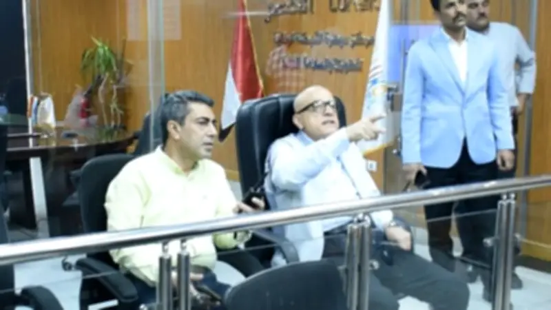 محافظ الأقصر يتابع الموجة 29 للإزالات عبر الشبكة الوطنية للطوارئ