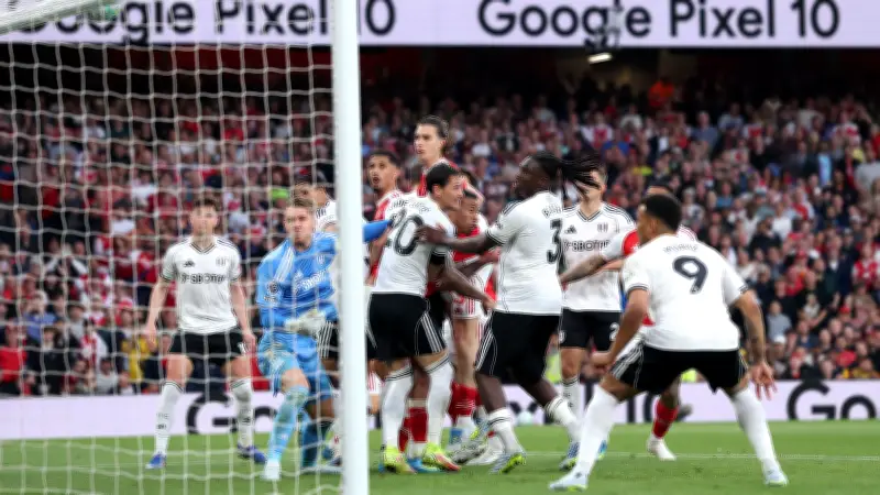 آرسنال يعزز صدارته باكتساح فولهام 3-0 في الدوري الإنجليزي