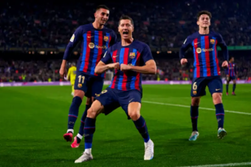 برشلونة يهزم ريال بيتيس 3-1 في وداع ليفاندوفسكي