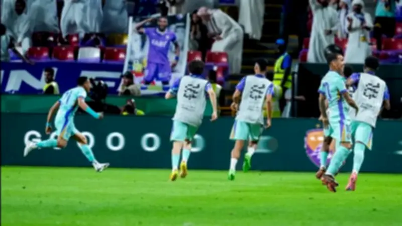 العين يتقدم على الجزيرة 3-1 في شوط نهائي كأس رئيس الإمارات