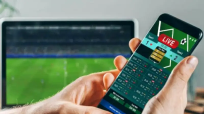 الحكم على 3 متهمين في قضية مراهنات إلكترونية عبر تطبيق 1xBet