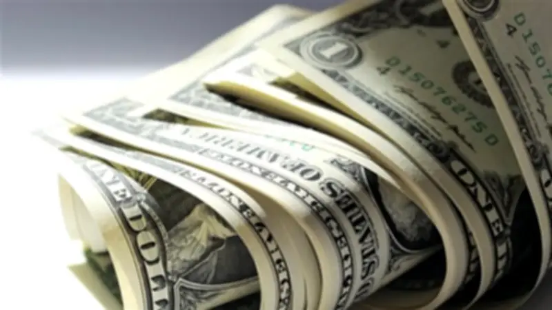 تراجع محدود لسعر الدولار في البنوك المصرية اليوم الأحد 3 مايو 2026