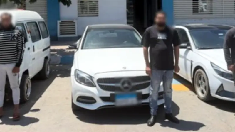 الأمن يكشف تفاصيل فيديو استعراض 3 سيارات بالشارع في الإسكندرية