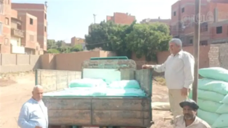 ضبط 3 أطنان دقيق مدعم قبل بيعها في السوق السوداء ببني سويف