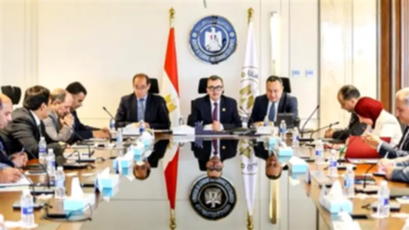 3 وزراء يبحثون سبل الارتقاء بجودة التعليم وربطه بسوق العمل