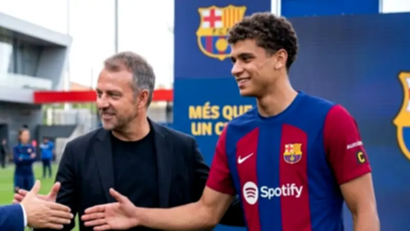 برشلونة يقرر تفعيل شراء حمزة عبد الكريم من الأهلي بـ3 ملايين يورو