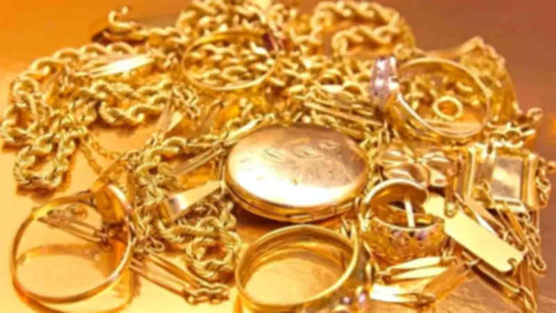 تراجع الذهب أسبوعياً: 3.4% في السوق المحلية و3.7% عالمياً