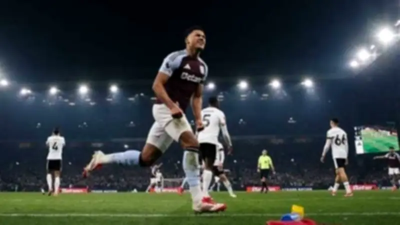 أستون فيلا يحقق فوزًا كبيرًا على ليفربول 4-2 ويضمن دوري أبطال أوروبا