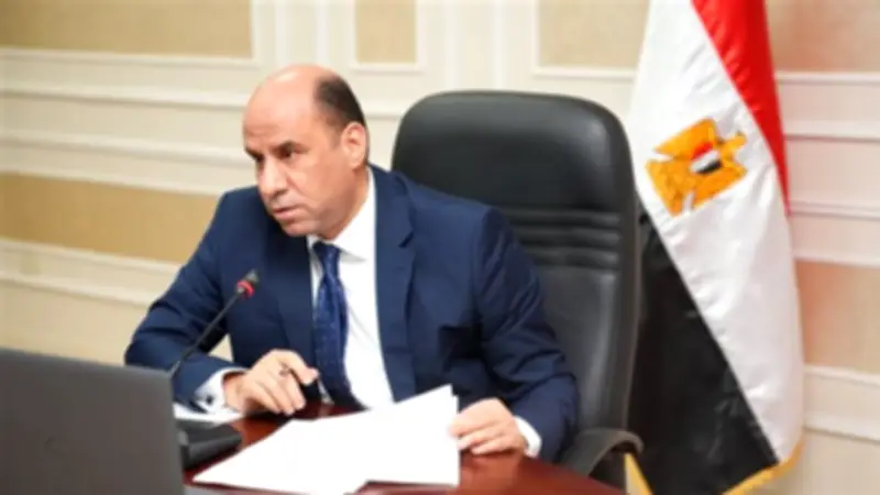 وزير العمل يعلن فحص أوراق 4 لجان نقابية تمهيدًا لاعتمادها رسميًا