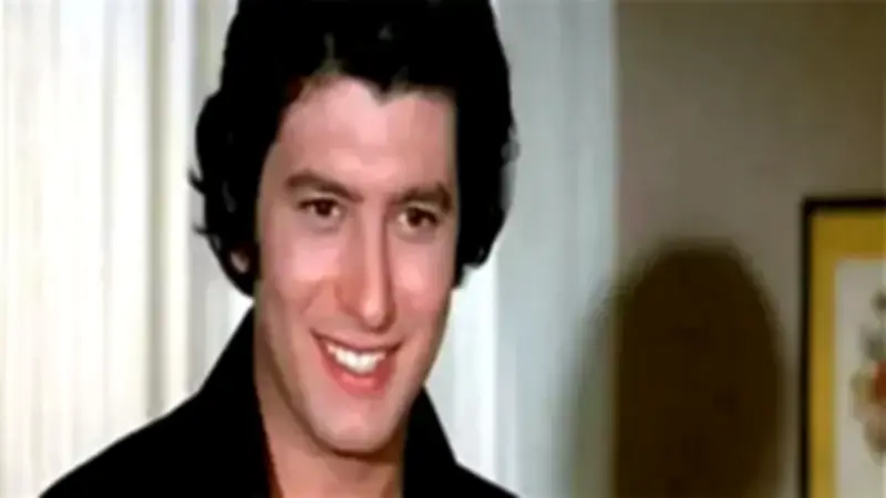 45 عامًا على رحيل عبقري الجيتار عمر خورشيد: حياة مليئة بالإبداع والمآسي