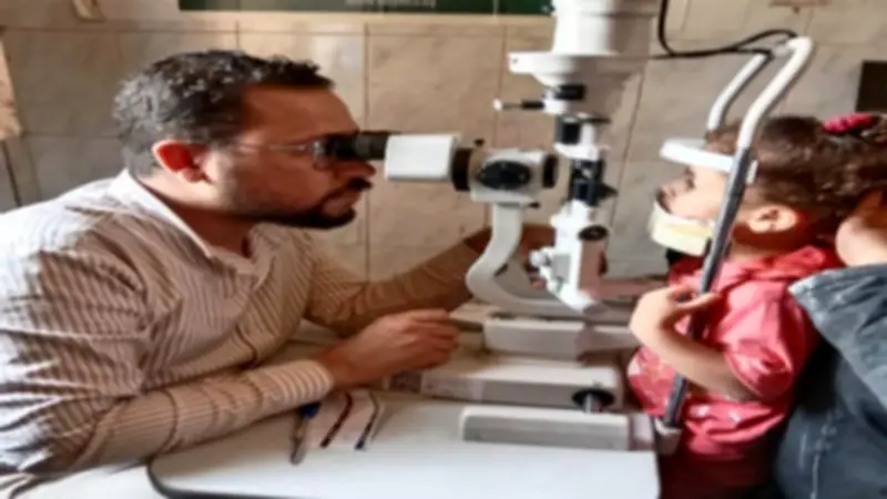 جامعة المنيا توقع الكشف الطبي على 450 مواطنا بالمجان في قرية قلبا بملوي