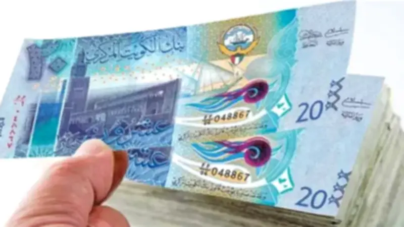 استقرار سعر الدينار الكويتي مقابل الجنيه في 5 بنوك مصرية الأربعاء