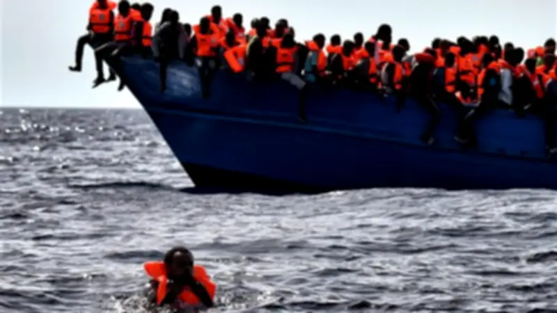 مؤبد وغرامة 5 ملايين جنيه عقوبة استغلال الأطفال في الهجرة غير الشرعية