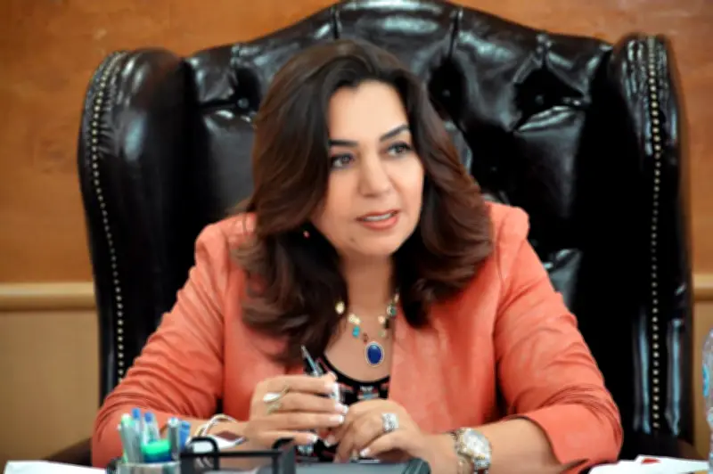 نقل وتعيين 5 سكرتيري عموم و5 مساعدين في عدد من المحافظات