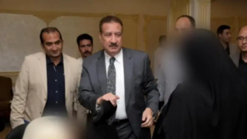محافظ بورسعيد يقدم مساعدات مالية وغذائية لـ50 حالة إنسانية قبل عيد الأضحى