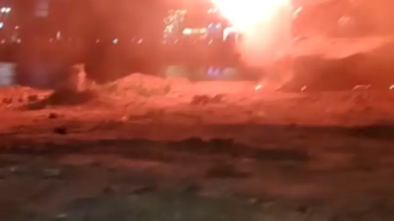 حريق في مصنع زيوت شمال غرب إيران ومكافأة 50 مليون يورو لقتل ترامب