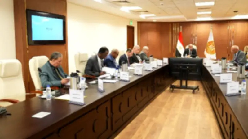 57.5 مليون جنيه إعانات طوارئ للعمال خلال 4 أشهر
