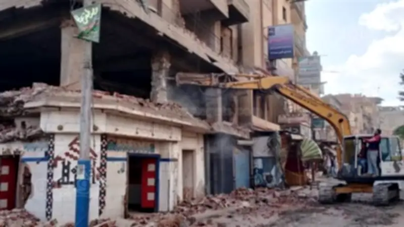 إخلاء 6 منازل آيلة للسقوط في قرية أبو صير بسمنود بالغربية
