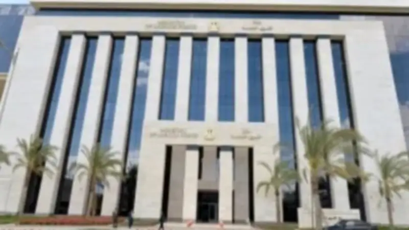 وزير العمل: إجازة عيد الأضحى 6 أيام للقطاع الخاص بأجر إضافي