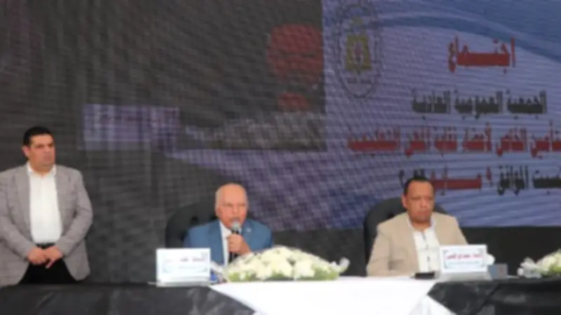 الزناتي يعلن زيادة الميزة التأمينية للمعلمين إلى 60 ألف جنيه
