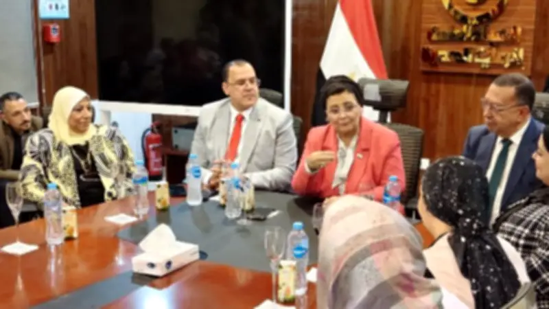 نائب وزير الصحة تتفقد بورسعيد وتشيد بانخفاض الولادات القيصرية البكرية إلى 67%