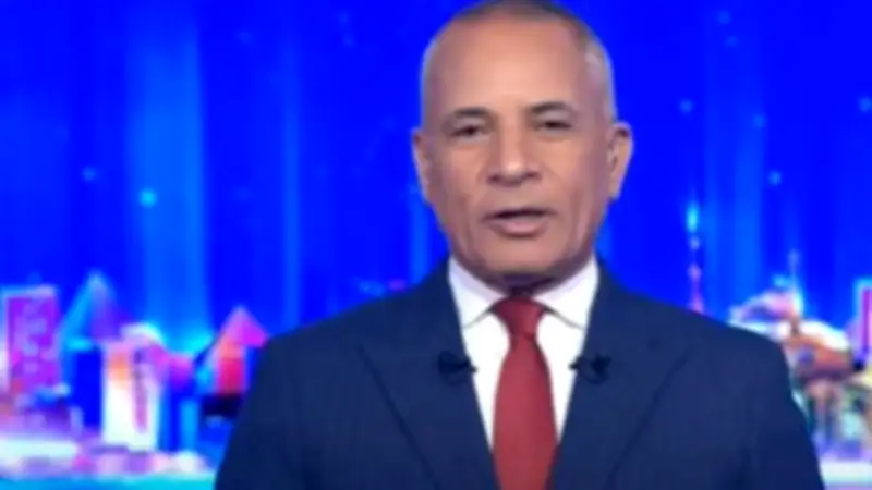 أحمد موسى: رئيس الوزراء افتتح 7 مصانع اليوم والمواطن الهدف الأول