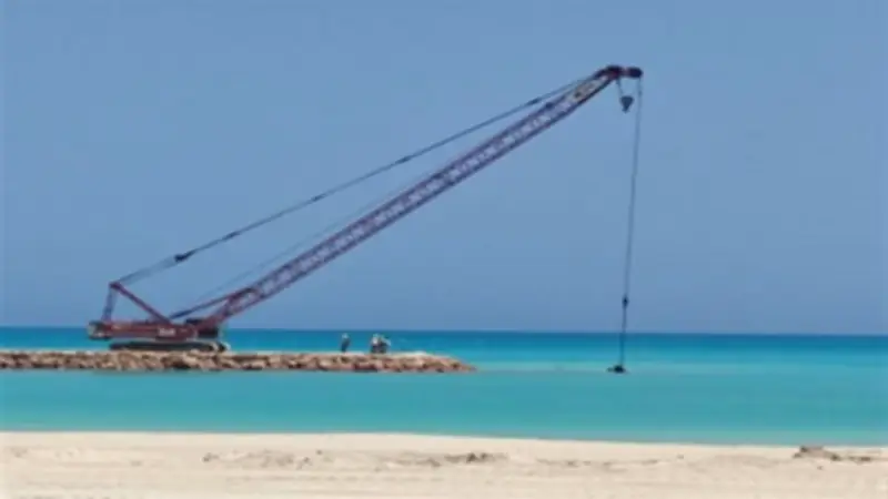 رئيس جهاز القرى السياحية يتفقد ممشى مارينا 7 ويوجه بتسريع الأعمال