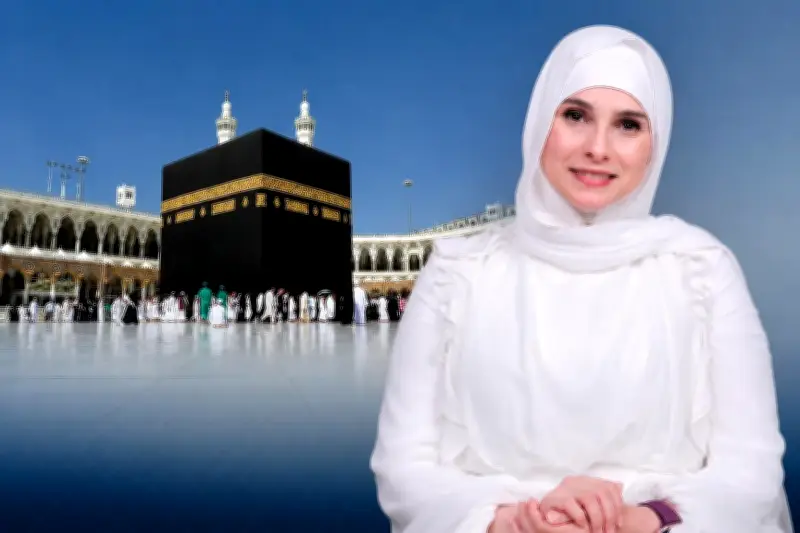 حجاجة مصرية تبلغ 70 عاماً تحقق حلم العمر مع ابنها بعد وفاة زوجها