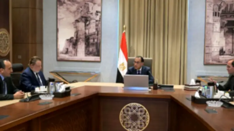 مدبولي يتابع مشروعات التنمية والخدمات في البحيرة بنسبة إنجاز 73%