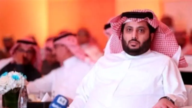 تركي آل الشيخ ينعي الفنان هاني شاكر بعد وفاته عن 74 عامًا