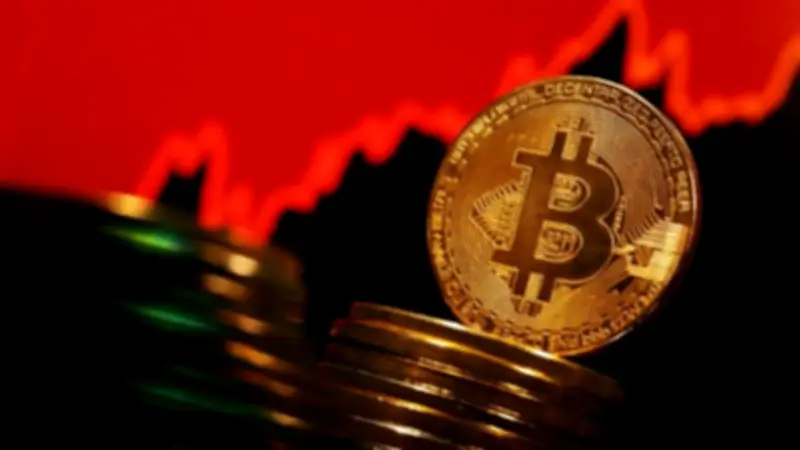 بيتكوين تقفز فوق 80 ألف دولار لأعلى مستوى في 3 أشهر بدعم صناديق الاستثمار