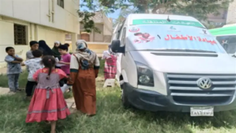 فحص 943 مريضًا مجانًا في قافلة طبية بقرية الإسماعيلية بالمنيا