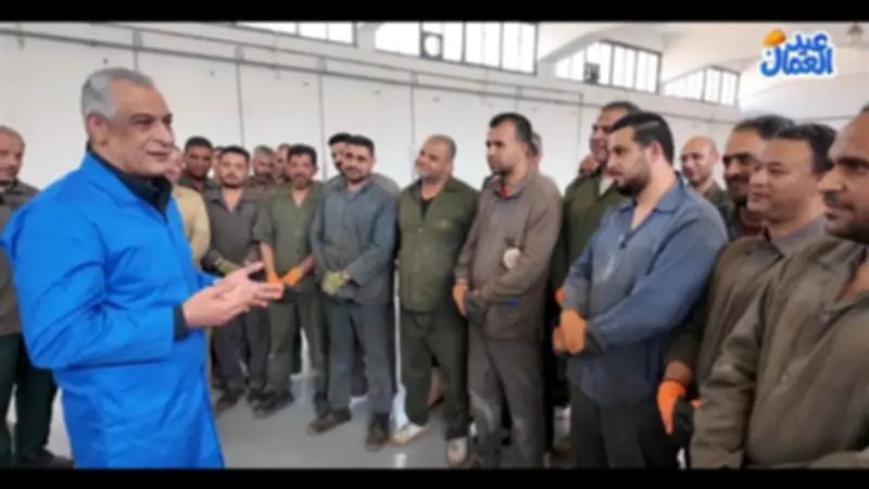 وزير الإنتاج الحربي يحتفل بعيد العمال وسط العمال: إنجازاتكم فاقت الخيال