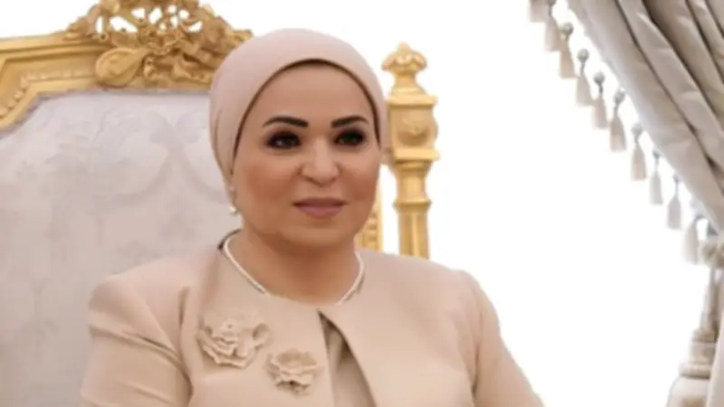 انتصار السيسي تهنئ عمال مصر بعيدهم وتثمن دورهم في التنمية