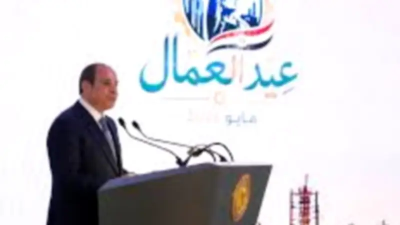 رئيس اتحاد نقابات عمال مصر: خطاب السيسي حمل رسائل إيجابية للعمال