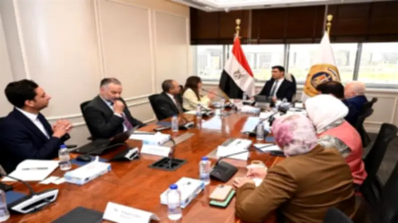 تعديل حدود الكربون في المصانع لتعزيز تنافسية المنتج المصري عالمياً