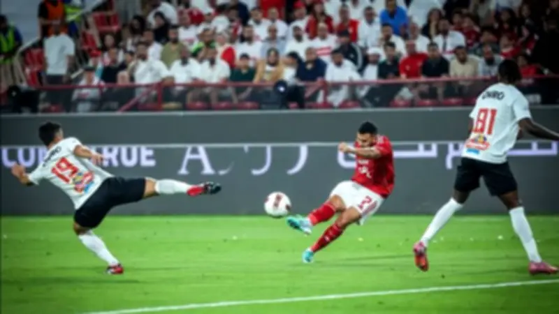 خريطة محللي مباراة القمة بين الزمالك والأهلي على القنوات الناقلة