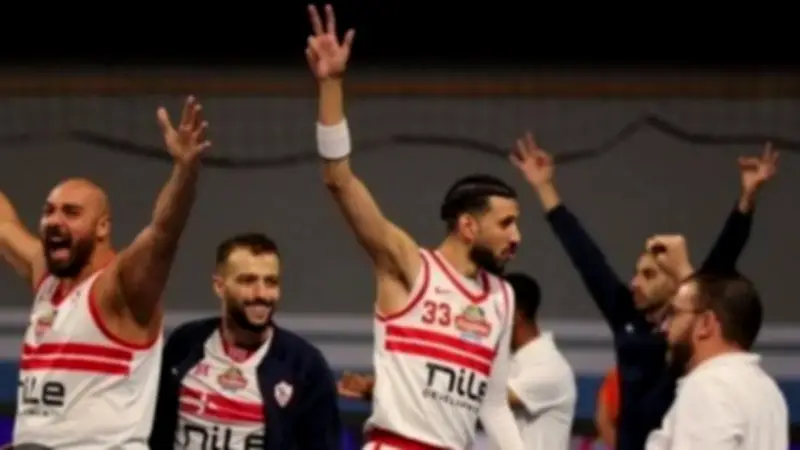 ناقد رياضي يثير الجدل بسؤال عن نجم قمة الأهلي والزمالك