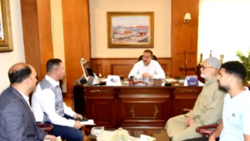 محافظ بورسعيد يوجه بسرعة فحص شكاوى المواطنين