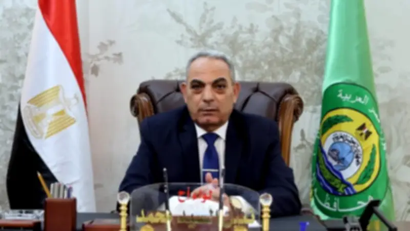 محافظ الإسماعيلية يهنئ أبطال المصارعة بعد فوزهم بذهبية وفضية أفريقيا