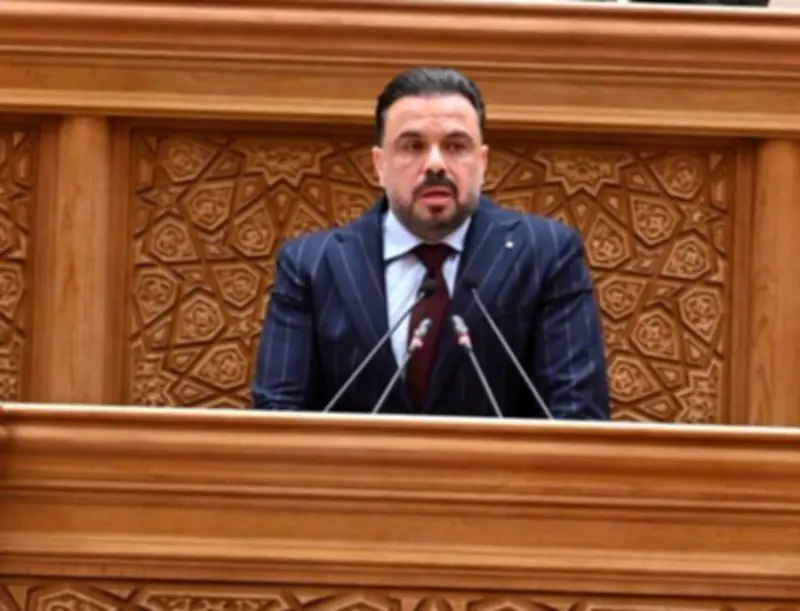 محمد مجاهد يحذر من انتشار ظاهرة المراهنات الرياضية وتهديدها للشباب