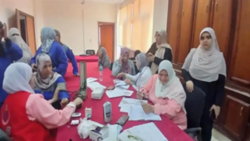 صيدلة المنوفية تقدم خدمات طبية ومبادرات رئاسية مجانا للحرم الجامعي