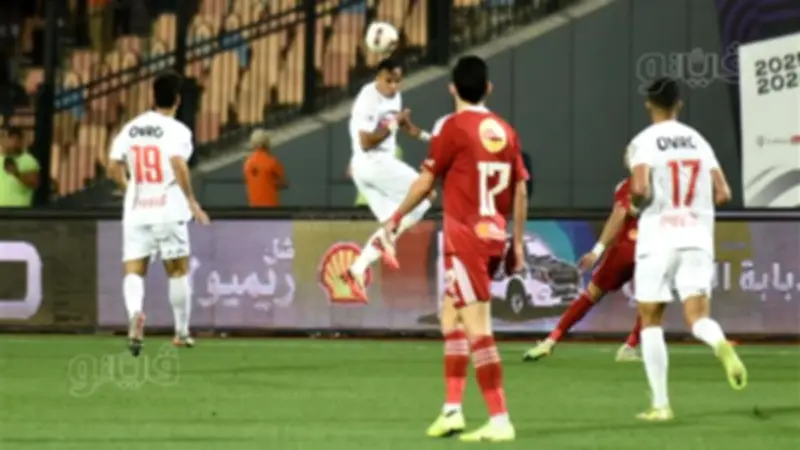 بن شرقي يسجل هدف الأهلي الأول في الزمالك بالدوري المصري