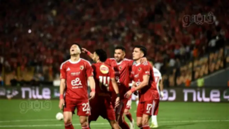 الأهلي يكتسح الزمالك بثلاثية نظيفة في قمة الدوري المصري