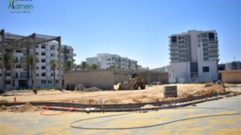 مشروعات طرق جديدة في العلمين الجديدة لتحسين البنية التحتية