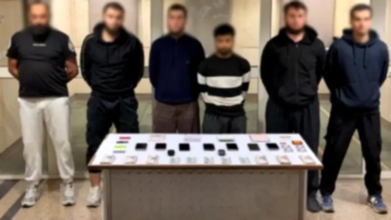 ضبط عصابة أجانب تنصب على المواطنين بحجز وهمي للمزارات السياحية